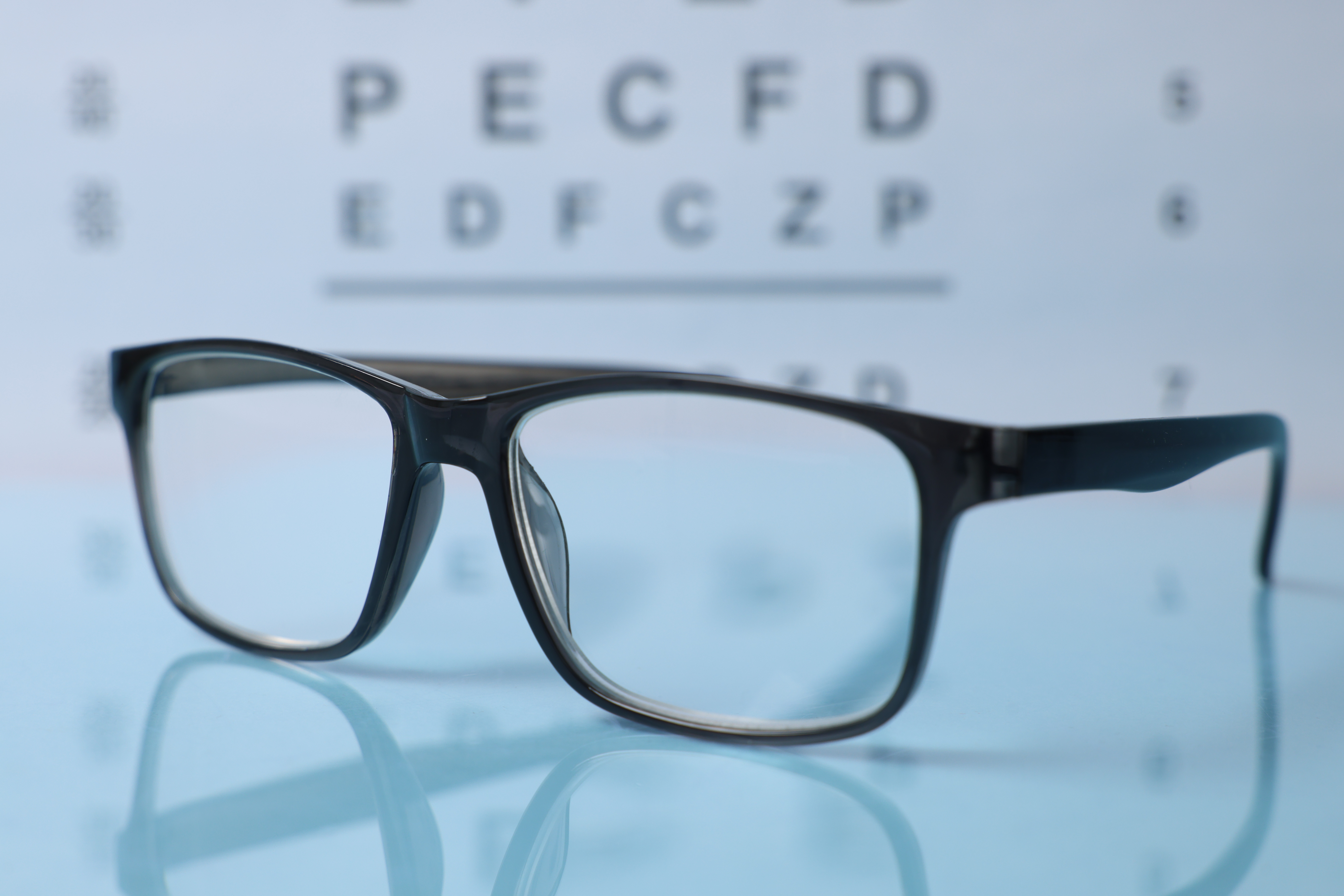 Digital single vision lenses as a premium single-vision tier for screen-heavy patients, the upgrade hiding in a practice's highest-volume job