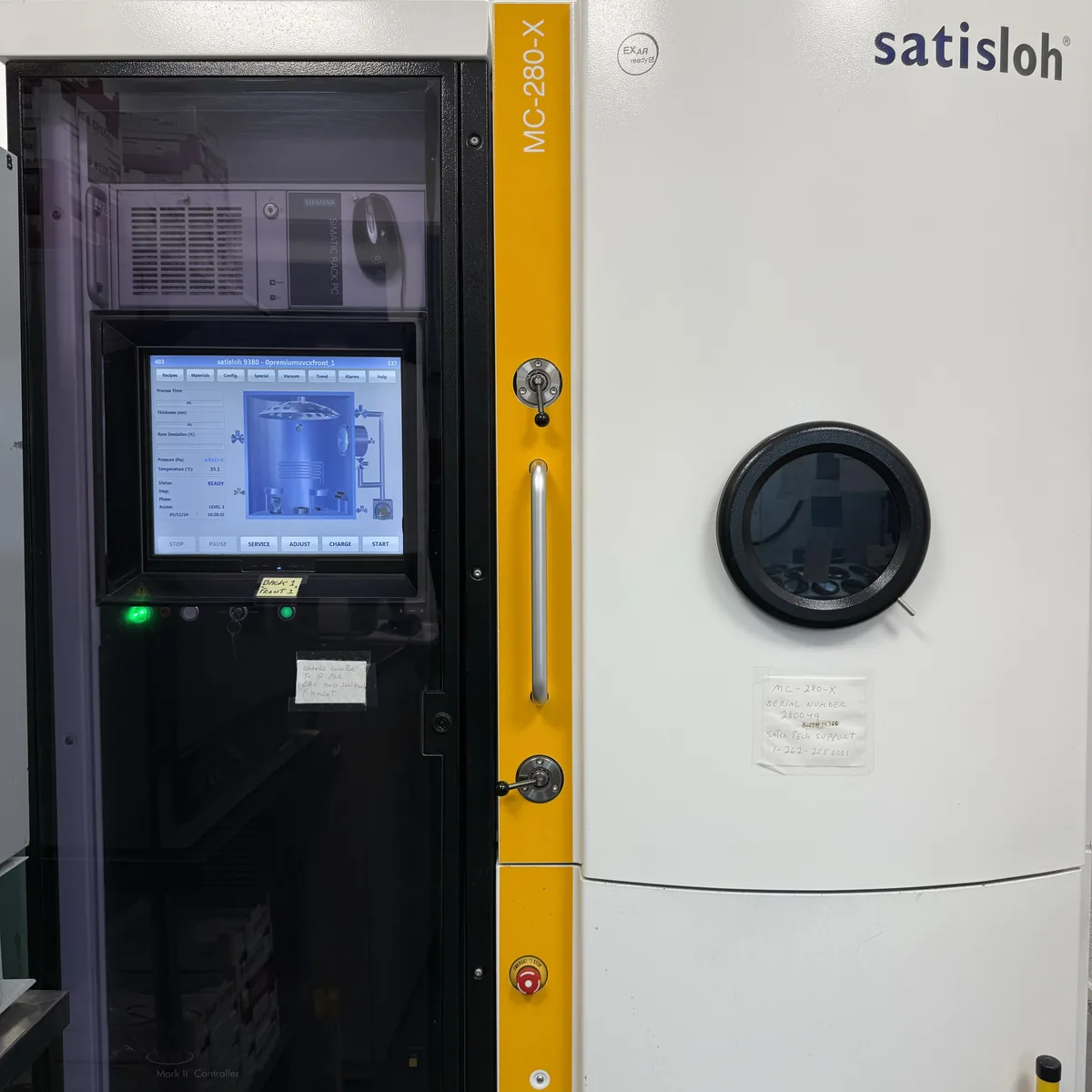 Anti-reflective coating chamber in the Mialab lab